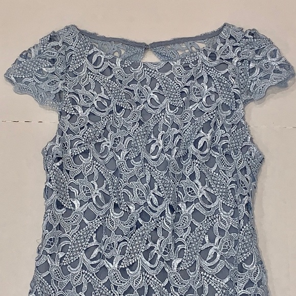 ALICE + Olive blue open back cut out lace dress size XS - Picture 5 of 16
